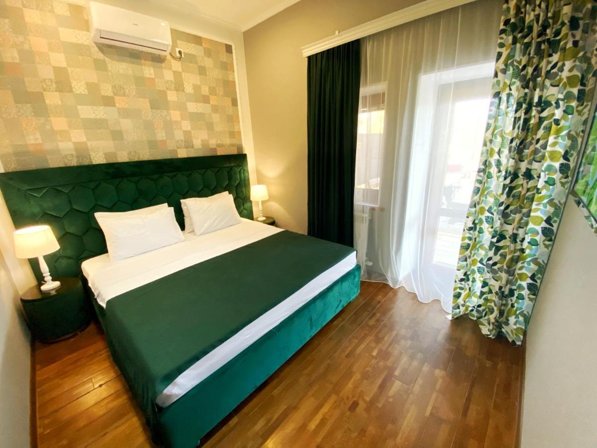 Hotel Orange Kutaisi Eksteriør bilde