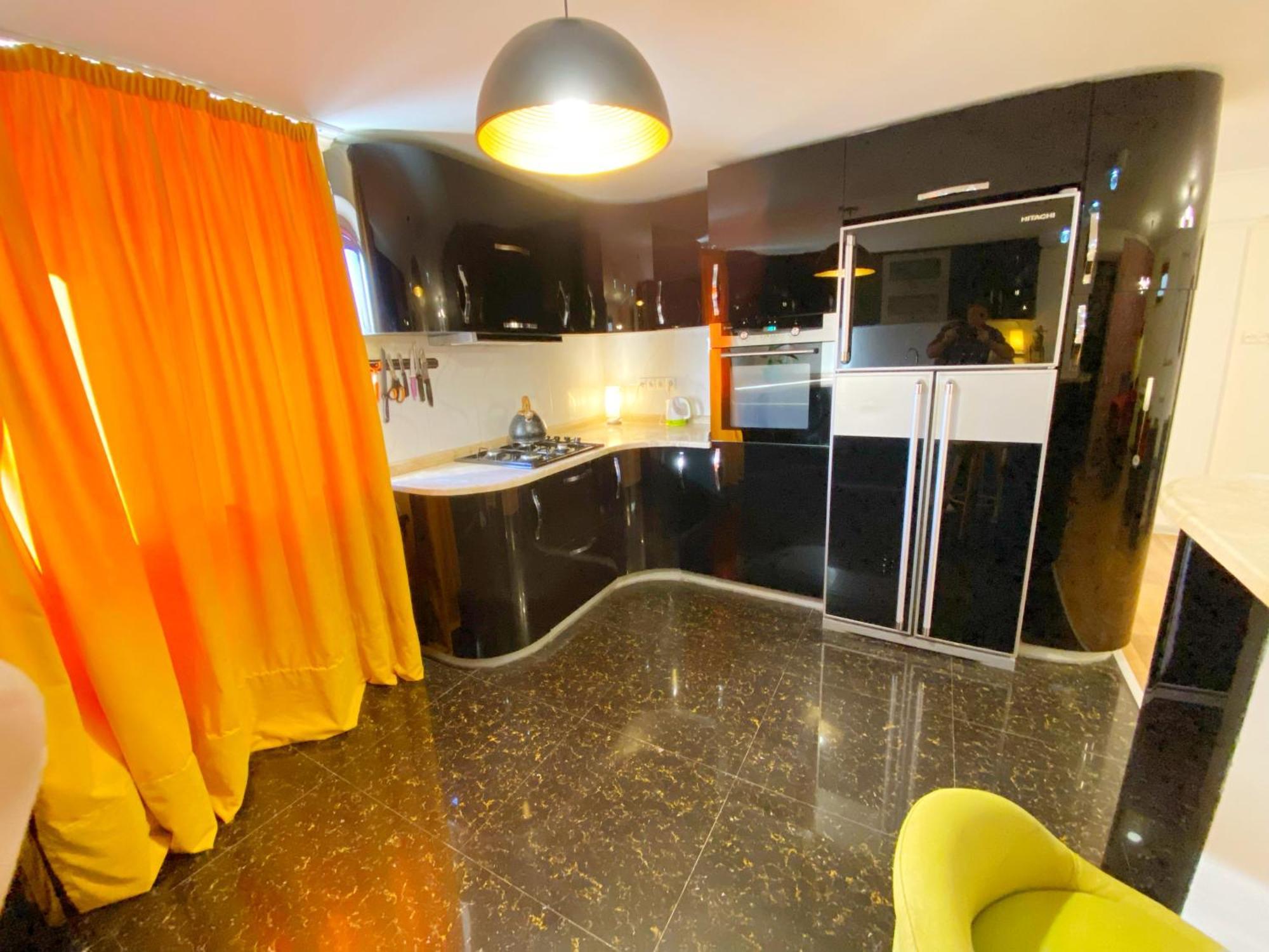 Hotel Orange Kutaisi Eksteriør bilde