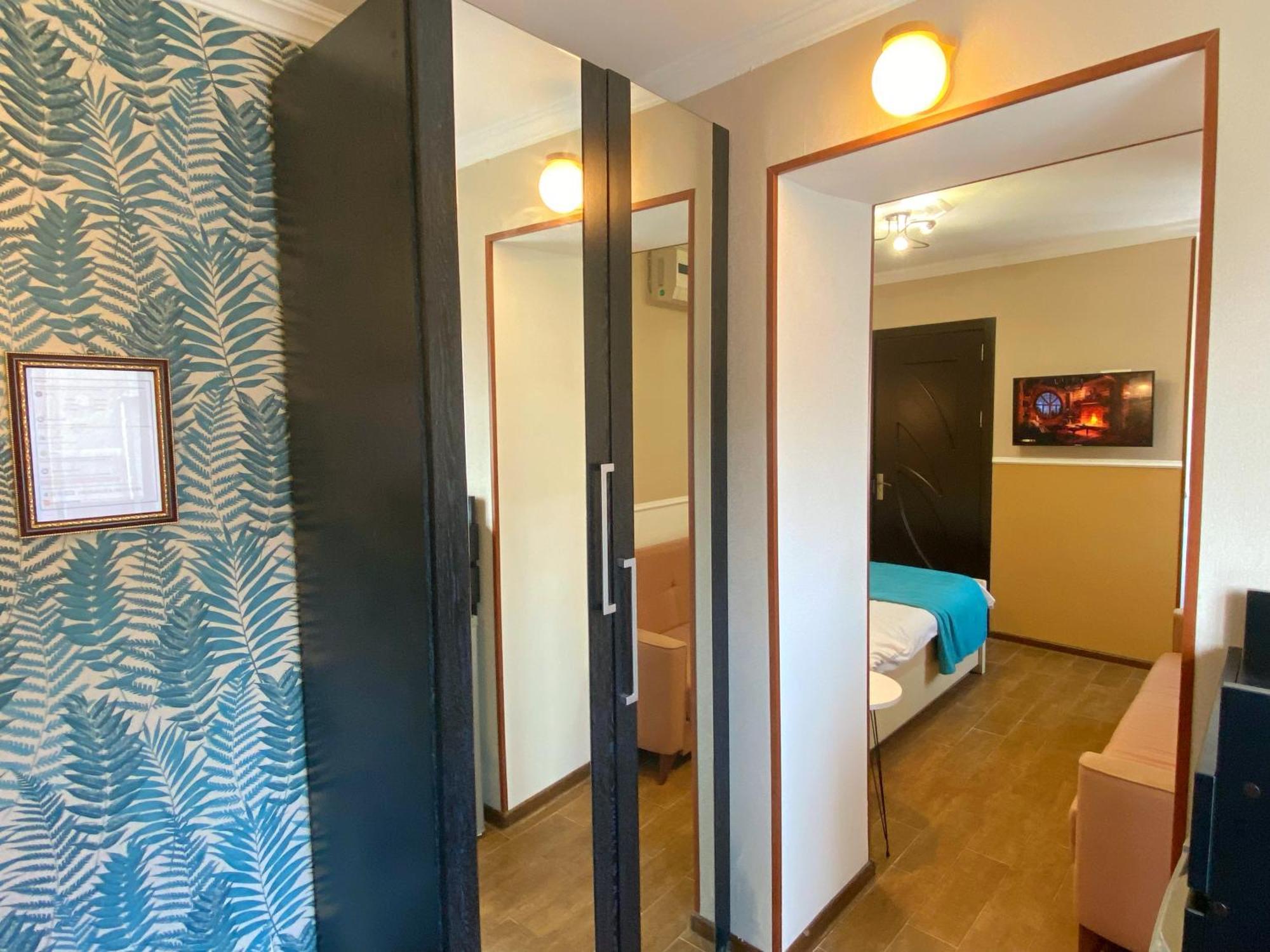Hotel Orange Kutaisi Eksteriør bilde
