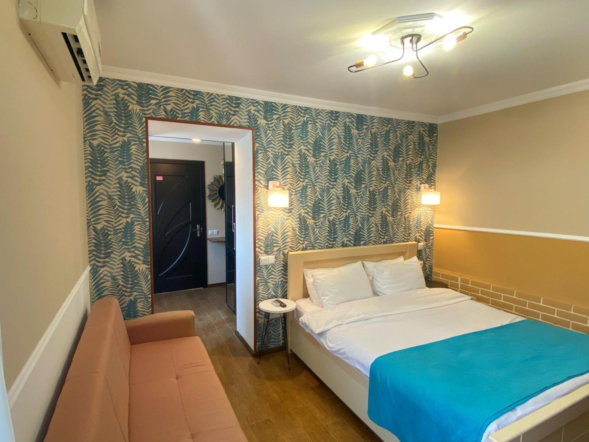 Hotel Orange Kutaisi Eksteriør bilde