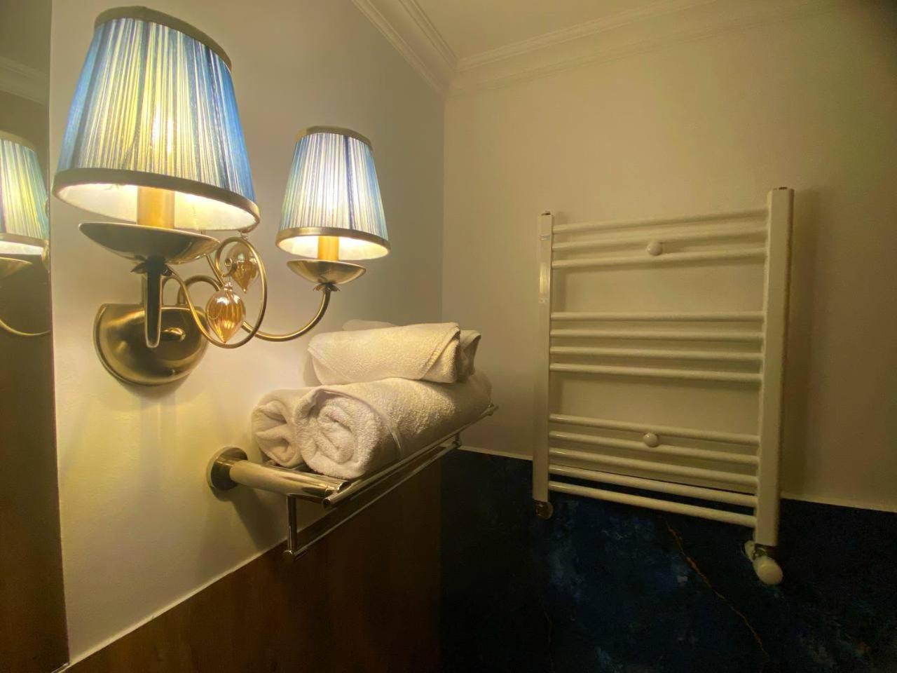 Hotel Orange Kutaisi Eksteriør bilde
