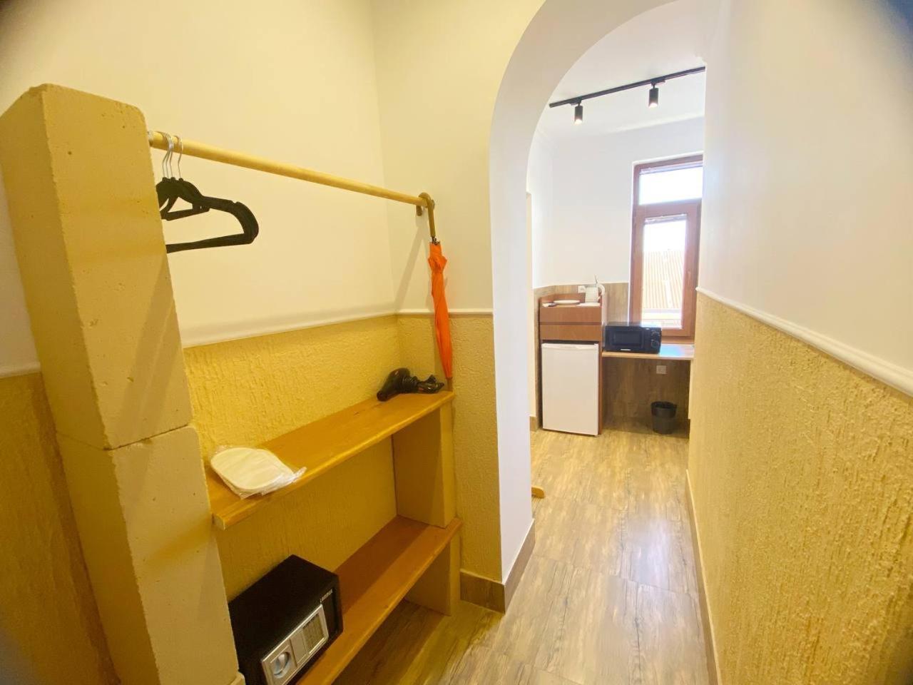 Hotel Orange Kutaisi Eksteriør bilde